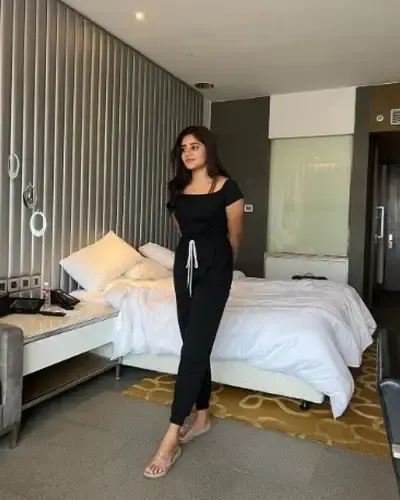 Call Girls Orchha Cash On Delivery